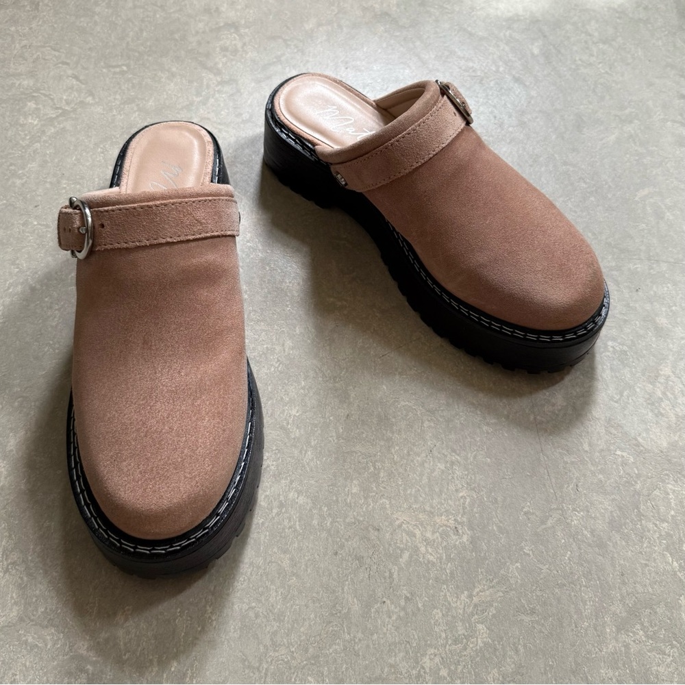 Matisse mule clogs (sz 7)